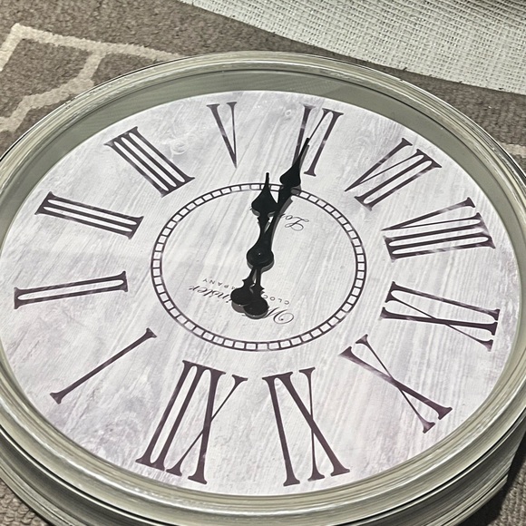 Clock - Picture 2 of 3